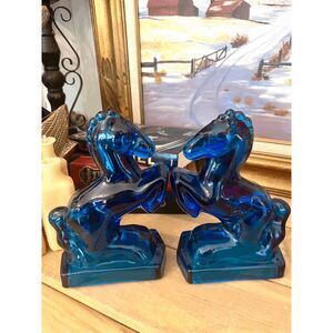 Pair Vintage L.E. Smith Blue Glass Rearing Horse Bookends